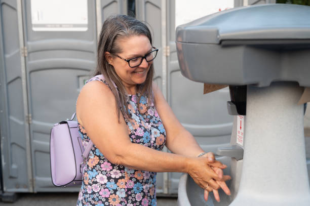 Best Portable restroom trailer rental  in Lakewood Ranch, FL